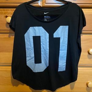 4/25$ Nike Air 01 Womens Black Tee Shirt  Relaxed